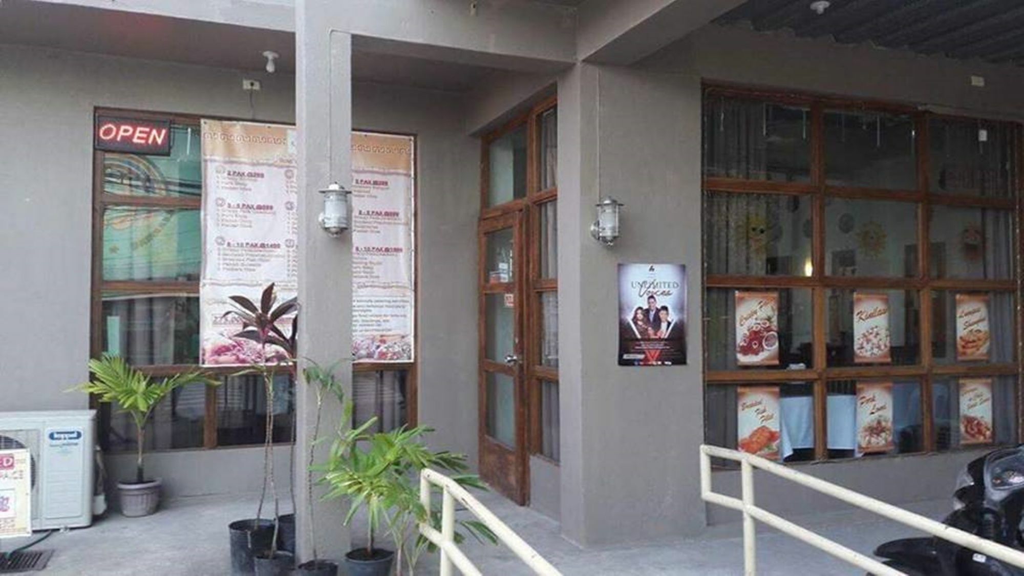 Sola Guesthouse And Restaurant Dumaguete City Exterior photo